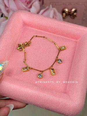 Round square charm bracelet_img_0