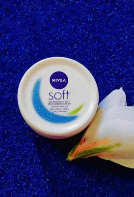 🌸Nivea Soft Moisturizing Cream🌸Size :50ml_img_1