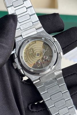 Patek Philippe Nautilus ruby_img_3