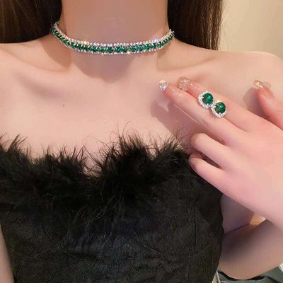 💚Retro Emerald Zircon Necklace for Women_img_1