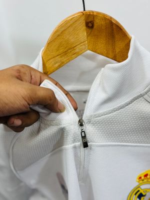 Real Madrid Sweatshirt_img_3