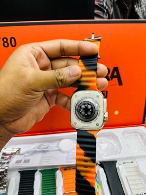 Y80 Ultra Smartwatch With 8 Straps_img_2
