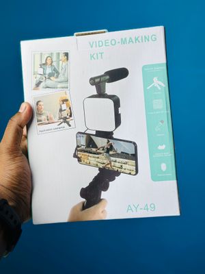 AY-49 Video Vlogger Kits With Microphone & LED Fill Light Mini Tripod_img_7