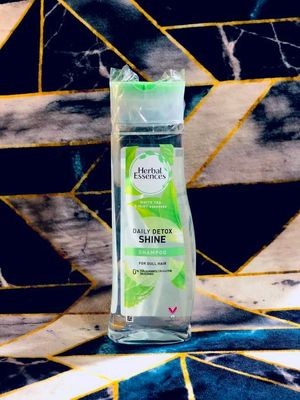Herbal essence Daily Detox shine shampoo_img_1