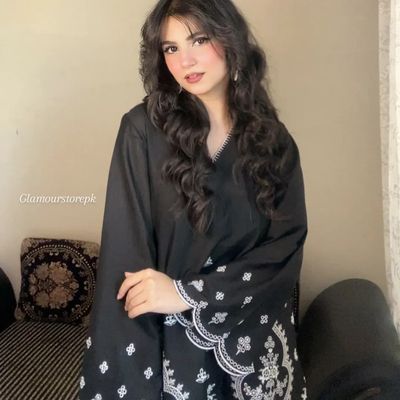 প্রিমিয়াম চায়না লিলেন এমব্রয়ডার্ড ব্ল্যাক শার্ট ও হোয়াইট ট্রাউজার সেট – স্টাইলিশ ও আরামদায়ক লেডিস ড্রেস_img_2