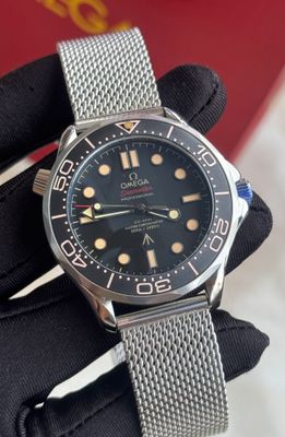 Omega 007 brown dial sealed back_img_1