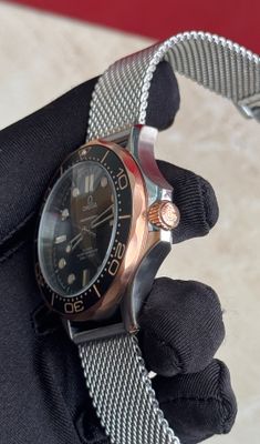 Omega 007 Green_img_2