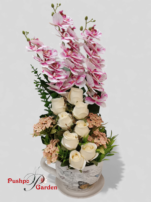 Cap Flower Vase With Flower arrangement_img_0