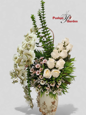 beautiful Vase With Flower Arrangement._img_2