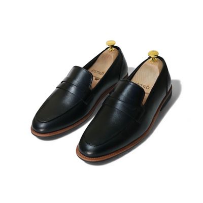 𝐓𝐡𝐞 𝐇𝐞𝐫𝐢𝐭𝐚𝐠𝐞 𝐏𝐞𝐧𝐧𝐲 𝐋𝐨𝐚𝐟𝐞𝐫 (𝐁𝐥𝐚𝐜𝐤)_img_1