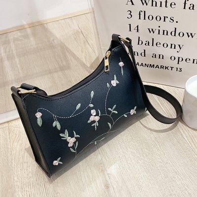 Embroidery shoulder bag_img_2