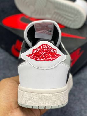 NIKE Air Jordan 1 Low Barb white gray_img_2