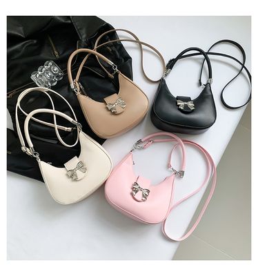 Bow bag with 2 belts_img_0