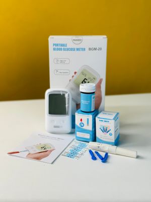 GearUP BGM-20 Diabetes Measuring Machine/ Blood Glucose Meter With 25 Test Strips_img_1