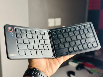 GearUP B023 Rechargeable Ultra Slim Folding Pocket Bluetooth Keyboard_img_2
