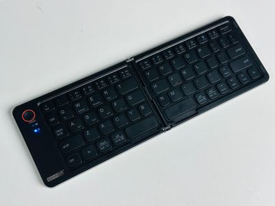 GearUP B023 Rechargeable Ultra Slim Folding Pocket Bluetooth Keyboard_img_4