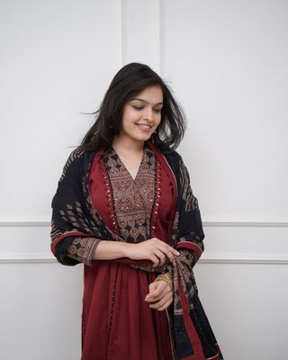 Dupatta Sets_img_2