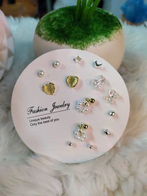 7 pair earrings_img_1