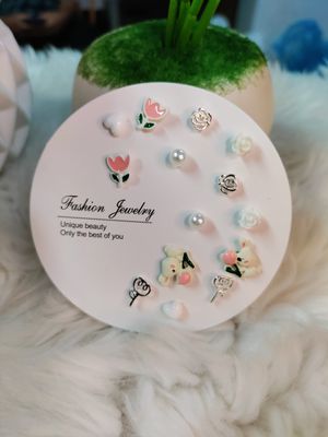 7 pair earrings_img_2