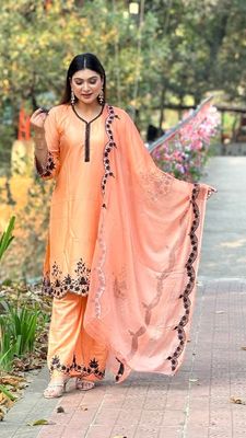 Embroidery Cotton Three Piece_img_3