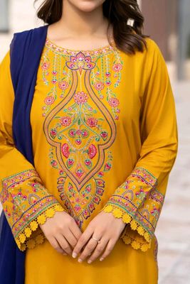 Sequence Embroidery Three Piece_img_1