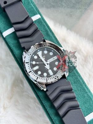 Seiko || SS Strap || Swift Movement || Silicon Strap Black || Powerful Lume_img_0