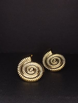 Sundial shell earrings - golden_img_0