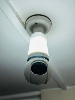 Dahua Imou IPC-S6DP-3MOWEB 3MP Wi-Fi Bulb IP Camera_img_0