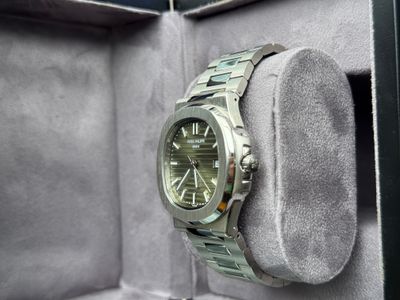 Patek Philippe nautilus green dial_img_1