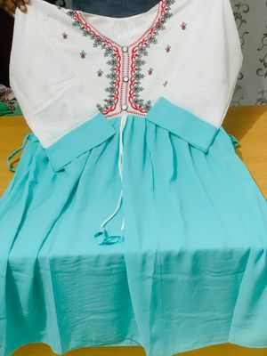 Tops_img_0