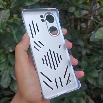 iQOO Neo9 Magnetic Frameless Hard Cover_img_3