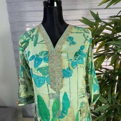 Mint Meadow Embroidered Abstract Kurti_img_3