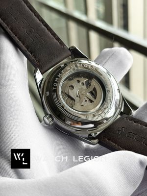 TOMMY HILFIGER AUTO BROWN BELT SILVER BEZEL_img_4
