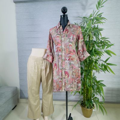 Floral Printed Long Kurti with Beige Straight Pants_img_1