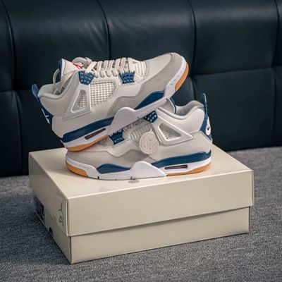 Nike Air Jordan 4 Retro (1:1)_img_1