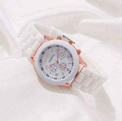 Women's Watch 2025 New Fashion Silicone Watchband Simple Cute White Arabic Numerals Female Quartz Wristwatch Relojes Para Mujer_img_2