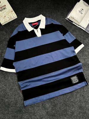 𝗨𝗻𝗶𝘃𝗲𝗿𝘀𝗶𝘁𝘆 𝗦𝘁𝗿𝗶𝗽𝗲 𝐏𝐎𝐋𝐎 𝐓-𝐒𝐡𝐢𝐫𝐭 (Black-Blue)_img_0
