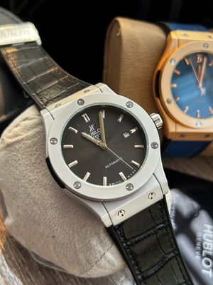 Hublot Classic Fusion Black Dial Silver Case Automatic AA_img_0