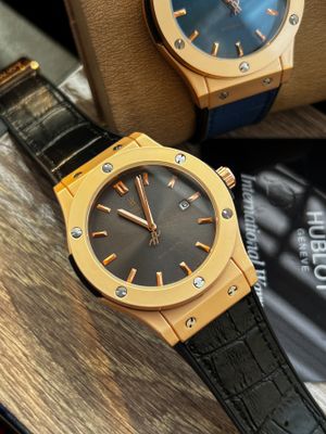 Hublot Classic Fusion Rose Gold Frame Black Dial Automatic AA_img_0