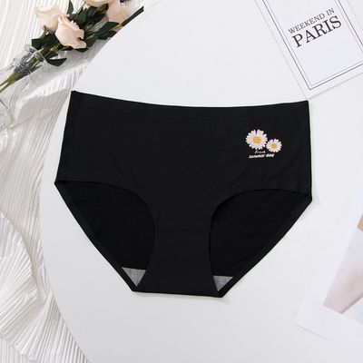 High Quality Seamless Underwear For Ladies Mature Women Seamless Ice Silk Panties Woman Underwear_img_4