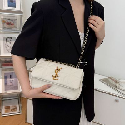 High-end feeling bag women's 2024 new fashion explosion diamond lattice chain shoulder messenger bag commuter all-match small square bag_img_1