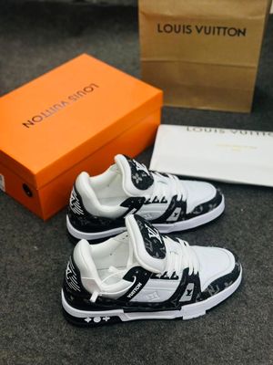 Louis Vuitton Trainers (1:1)_img_4
