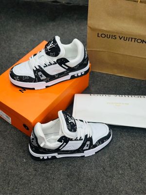 Louis Vuitton Trainers (1:1)_img_3