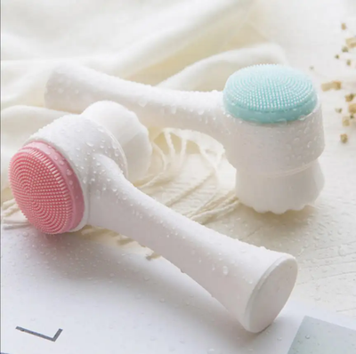 Facial Cleansing Brush