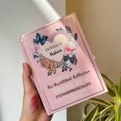 IGOODCO fashion 5 In 1 Makeup Book palette ✨🎀একটি প্যালেট এ থাকছে  Eyeshadow, Highlighter ,blush , lipstick_img_0