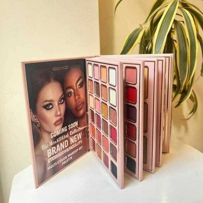 IGOODCO fashion 5 In 1 Makeup Book palette ✨🎀একটি প্যালেট এ থাকছে  Eyeshadow, Highlighter ,blush , lipstick_img_1