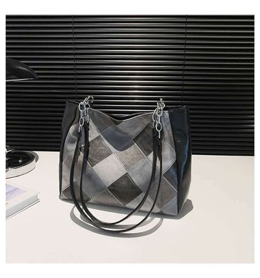 Commuting grid large capacity tote bag Available in stock_img_1
