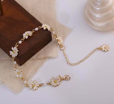 Daisy bracelet Available in stock_img_2
