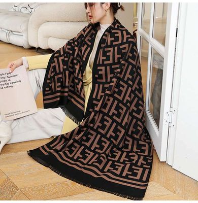 ET letter double-sided warm  cashmere scarf Available in stock Material: Cashmere Size: length: 190 width : 60_img_3