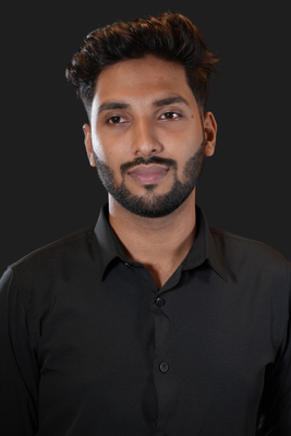 ILIAF Timeless Black Essential Shirt - Versatile Professional Wear_img_1